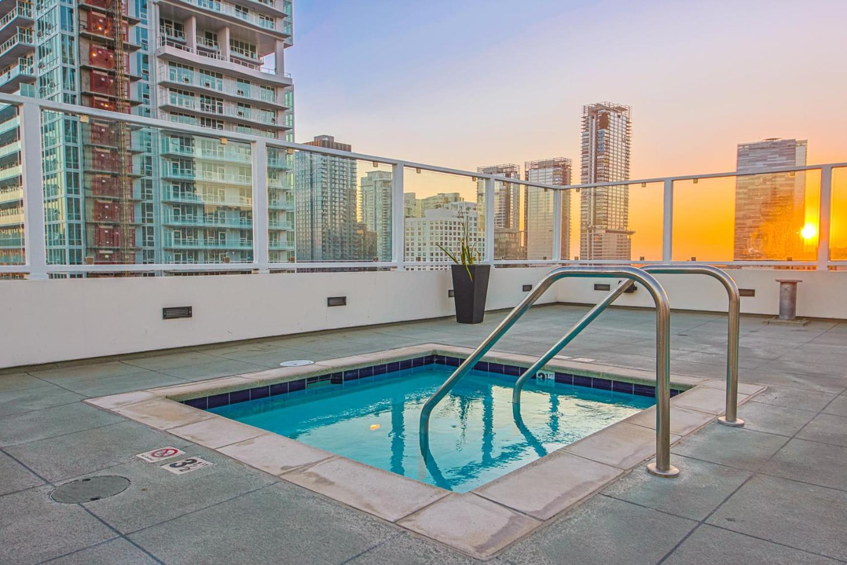 로스앤젤레스 Stunning 1 Bdr 1 Bth, Pool, Jacuzzi 아파트 외부 사진
