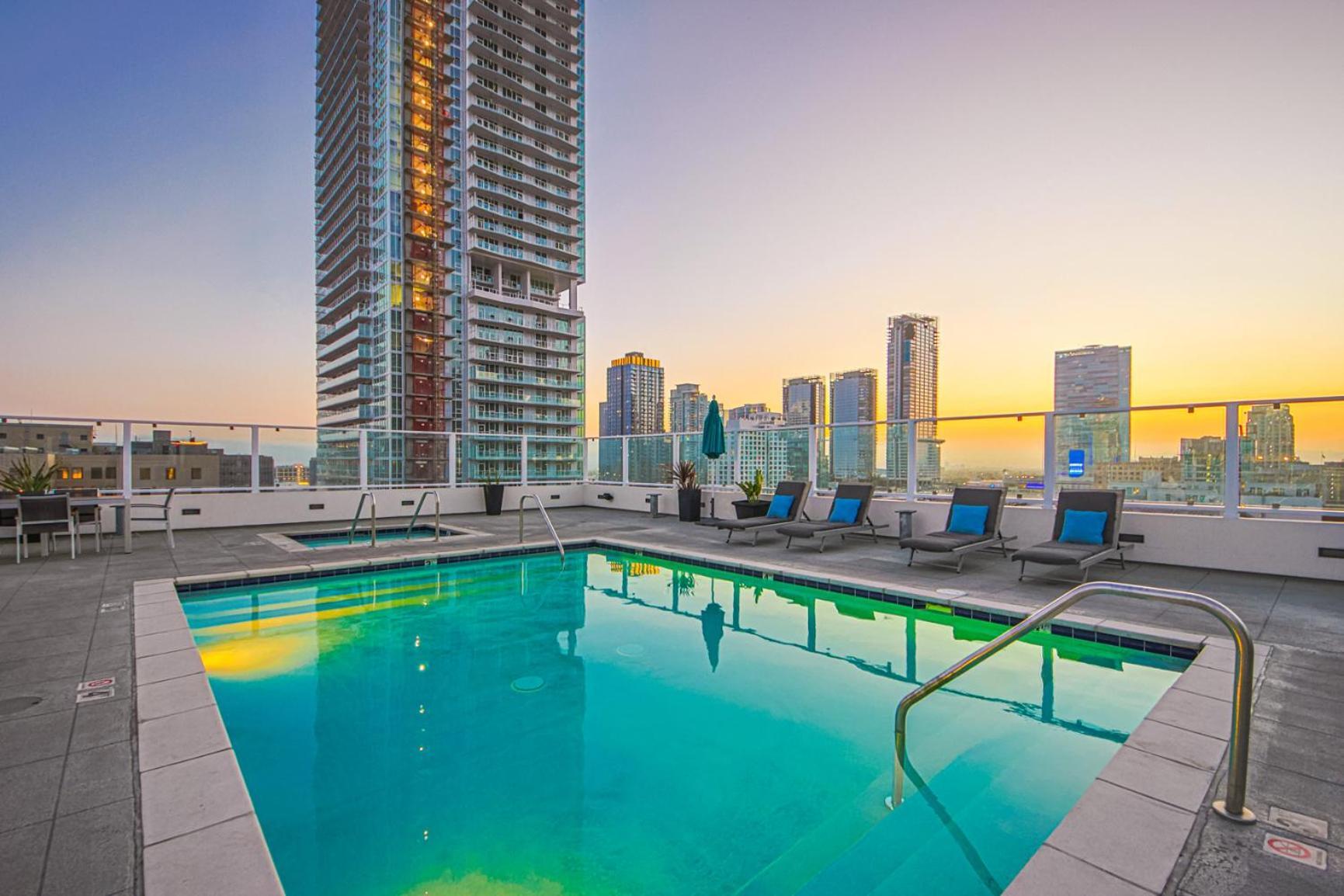 로스앤젤레스 Stunning 1 Bdr 1 Bth, Pool, Jacuzzi 아파트 외부 사진
