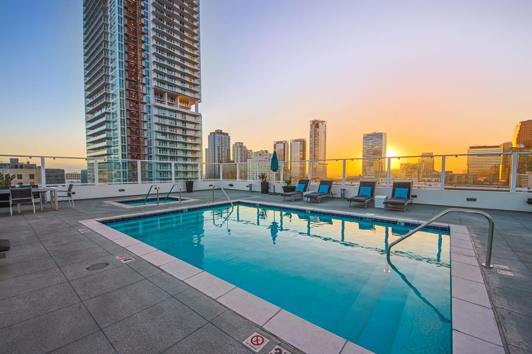 로스앤젤레스 Stunning 1 Bdr 1 Bth, Pool, Jacuzzi 아파트 외부 사진